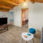 بيت للعطل Amazing Home In Puntera With Wifi *