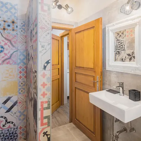 2 Bedroom Stunning In * Puntera