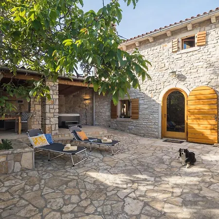 Holiday home In With Wifi