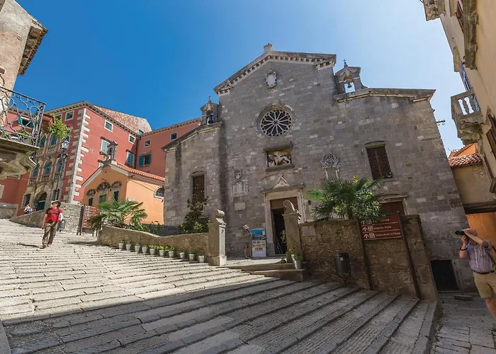 2 Bedroom Stunning In * Puntera