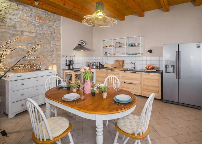 Semesterbostad 2 Bedroom Stunning In *