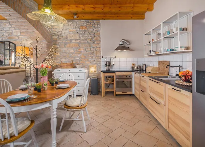 2 Bedroom Stunning In * Puntera