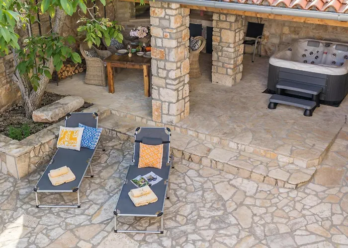 Semesterbostad 2 Bedroom Stunning In *