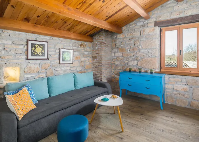 Semesterbostad 2 Bedroom Stunning In Puntera