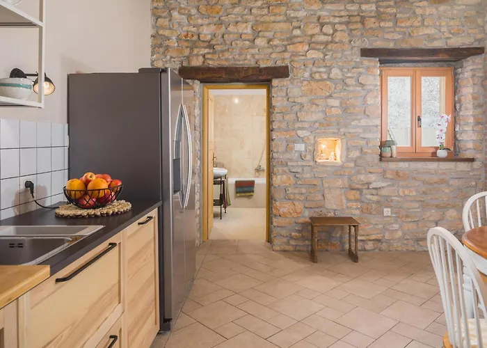 2 Bedroom Stunning In * Puntera